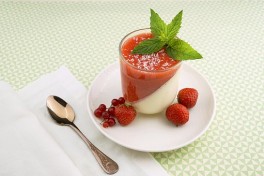 http://www.lafermedelasource.fr/353-thickbox_atch/compote-de-pommes-fraises.jpg